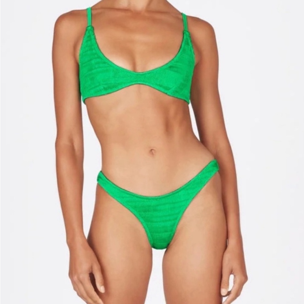 NWOT Green Triangl Maia bikini
